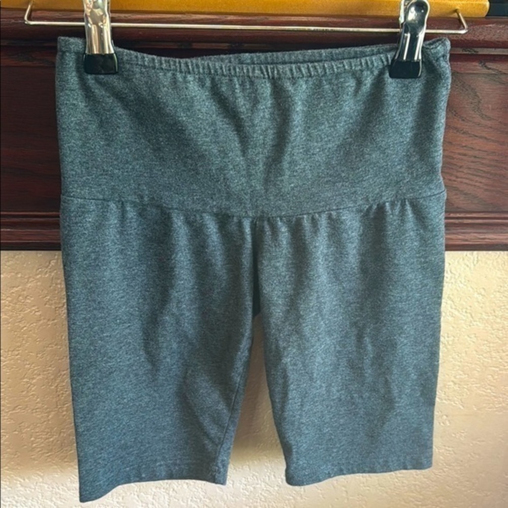 Olivia Rae Gray Women's Bike Shorts Size Small but Run Small Fit Like Size XS